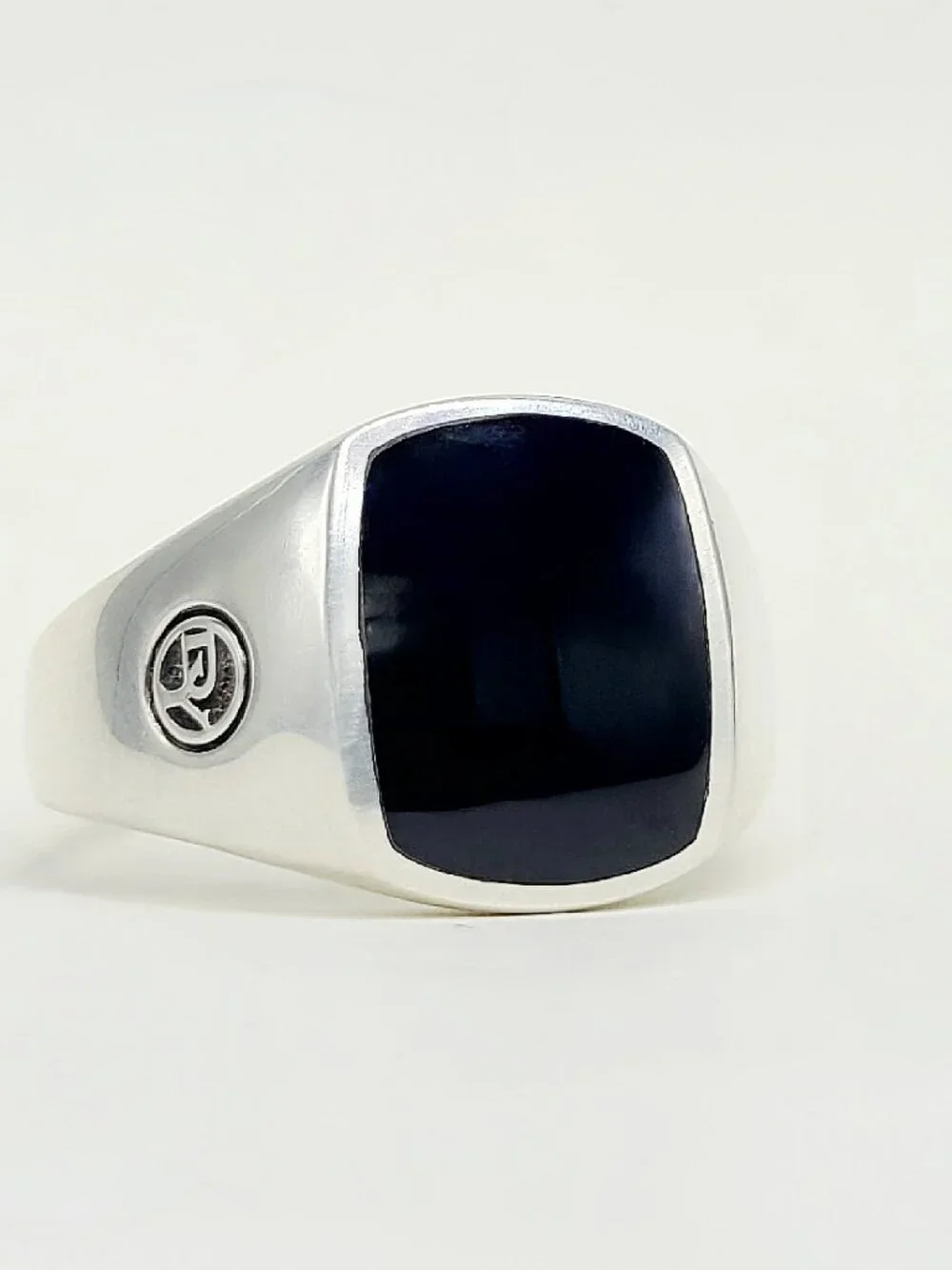 David Yurman Exotic Stone Signet Ring w/ Black Onyx - 16.5mm - Size 12.5